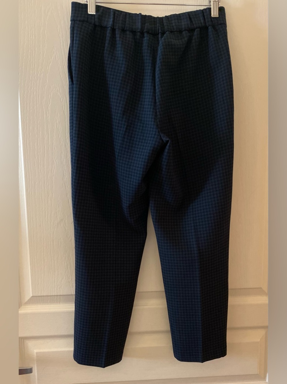ARITZIA Babaton Conan Cropped Pant in Plaid - 4 - Picture 4 of 11